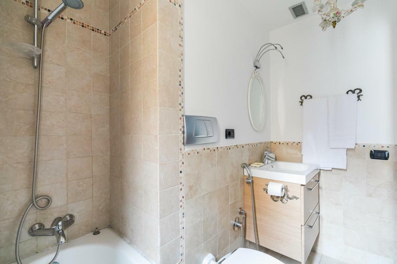 Vacanza Romana Guesthouse Luaran gambar